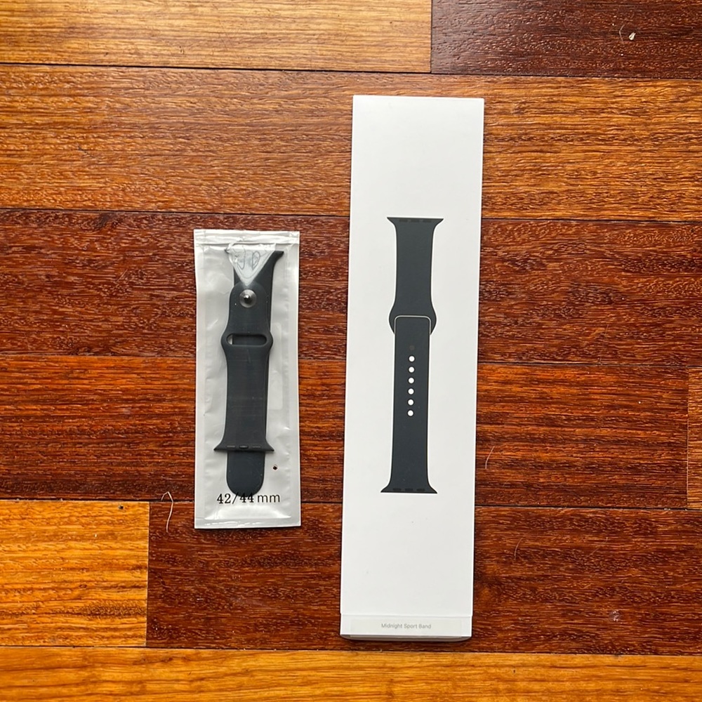 APPLE | Sport Apple Watch Band in Black Unisex